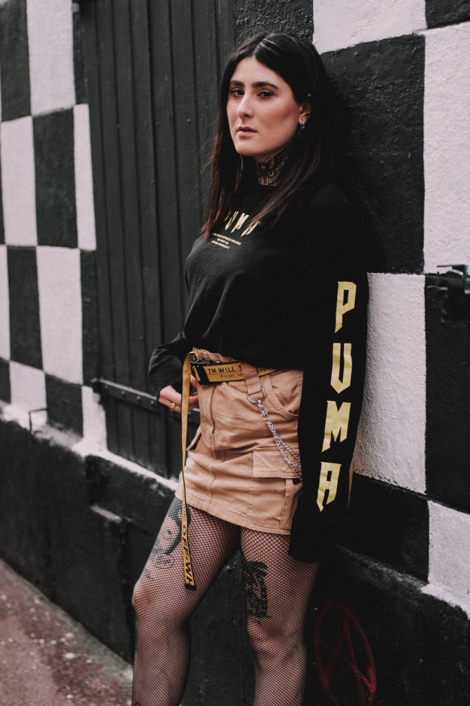 Photo numéro 2 du shooting en jaune et noir